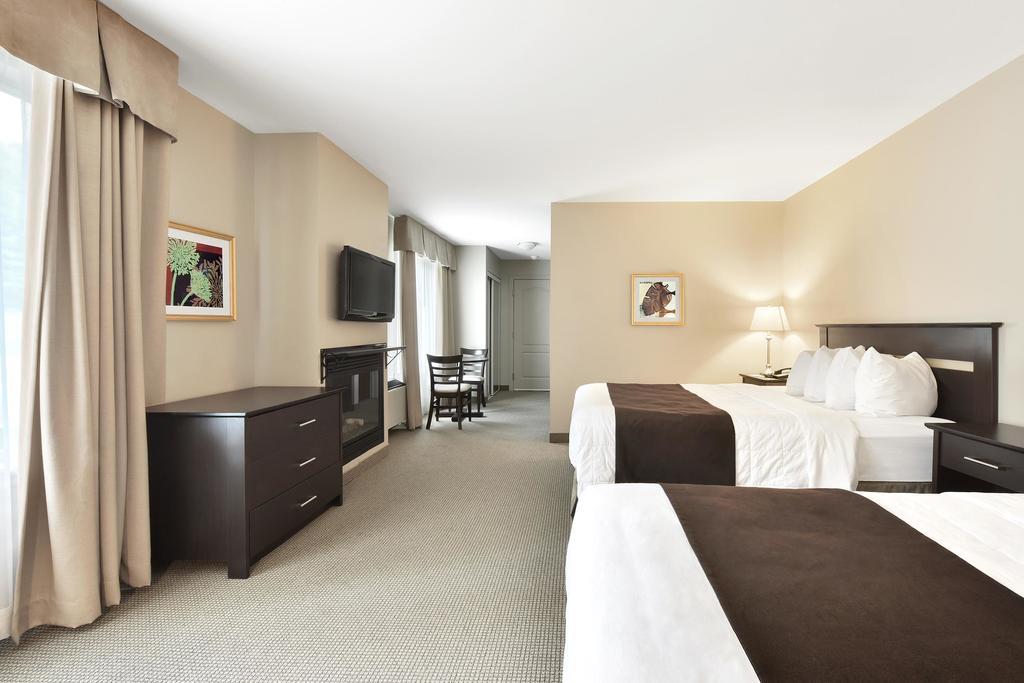 Hotel Le Versailles Saint-Sauveur Номер фото